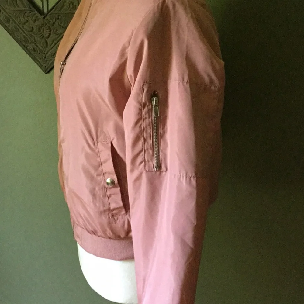 Forever 21 Pink Retrostyle Bomber Jacket Size M